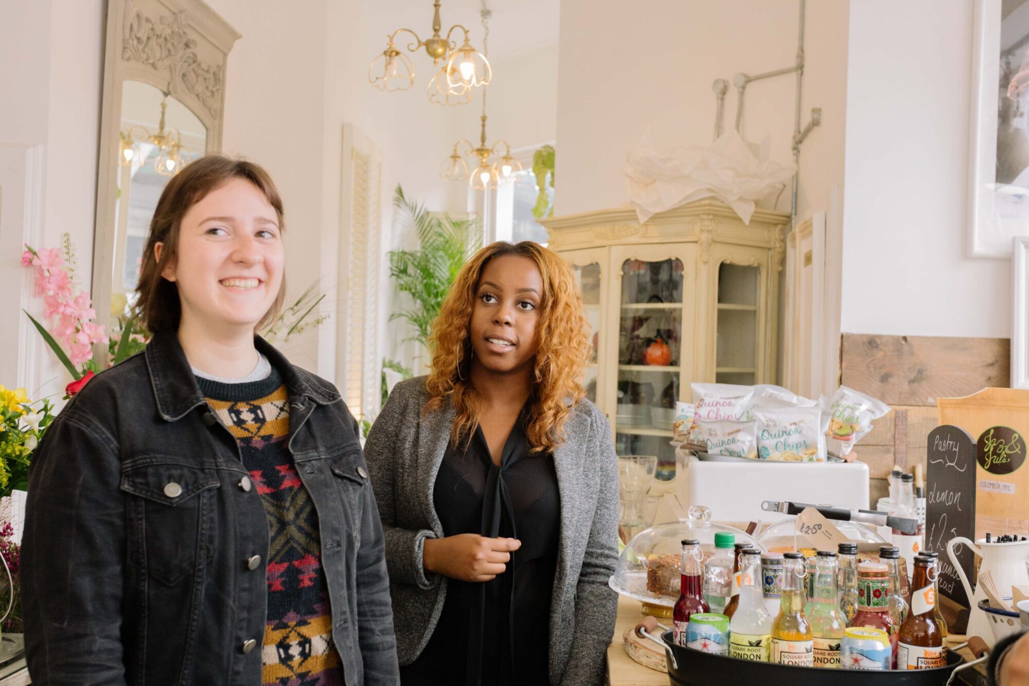 Mento coffee and flower shop in Finsbury Park shot by Davies & Davies Estate Agents