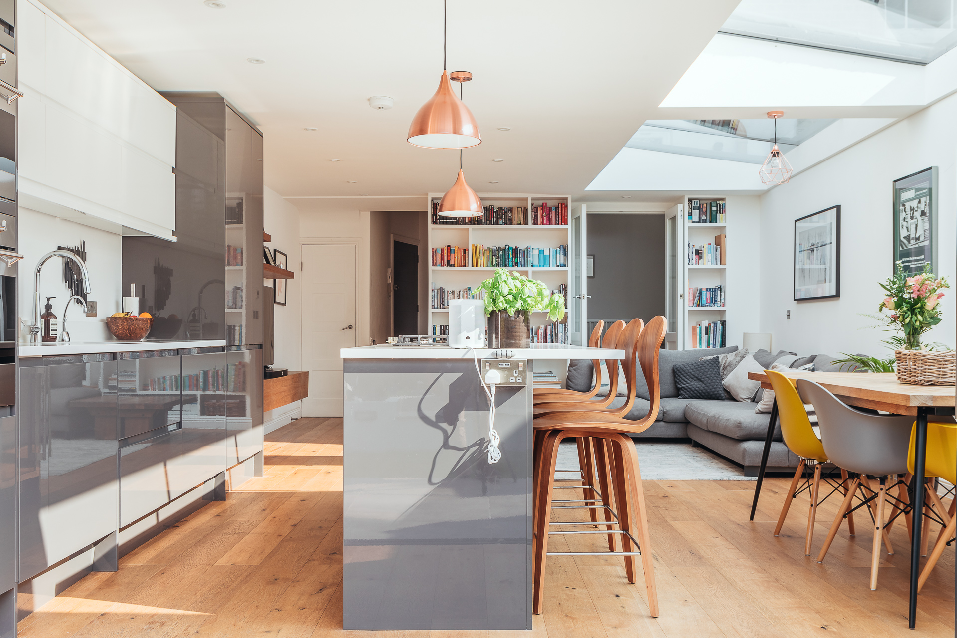 An interior shot of a property sold at Davies & Davies, Estate Agents in Stroud Green.